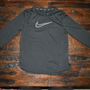 Nike Dri-FIT Black Shirt Size Youth Small